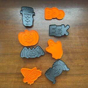 8 Vintage Wilton Halloween Cookie Cutters